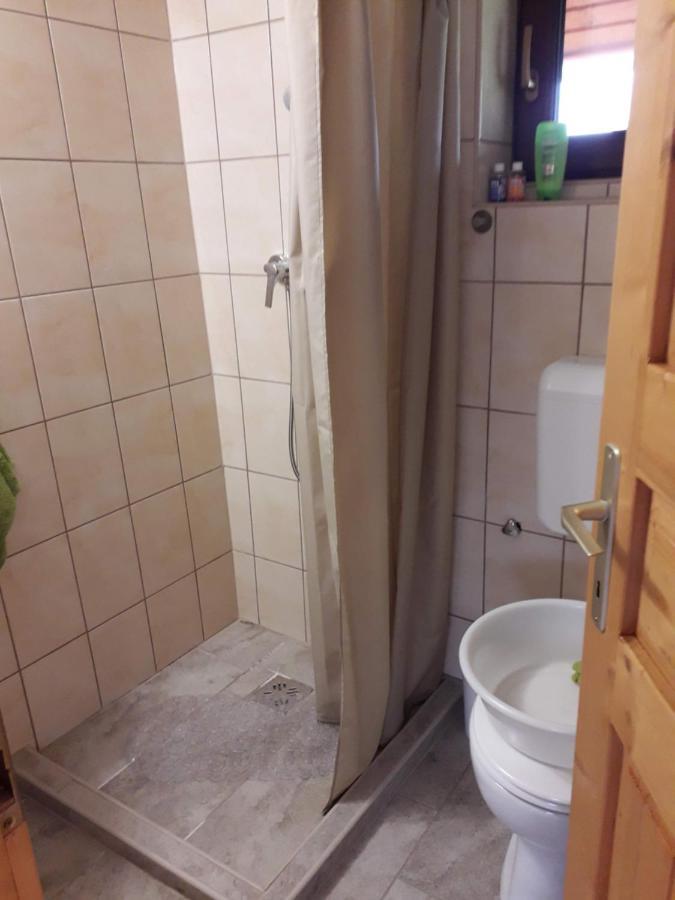 Matyas Apartman Tard Zewnętrze zdjęcie